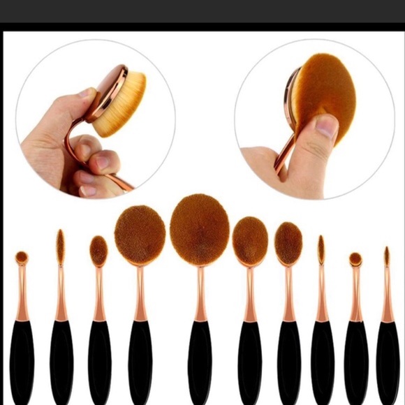 10 Toothbrush Pro Oval MakeUp Brush Set - Picture 4 of 5